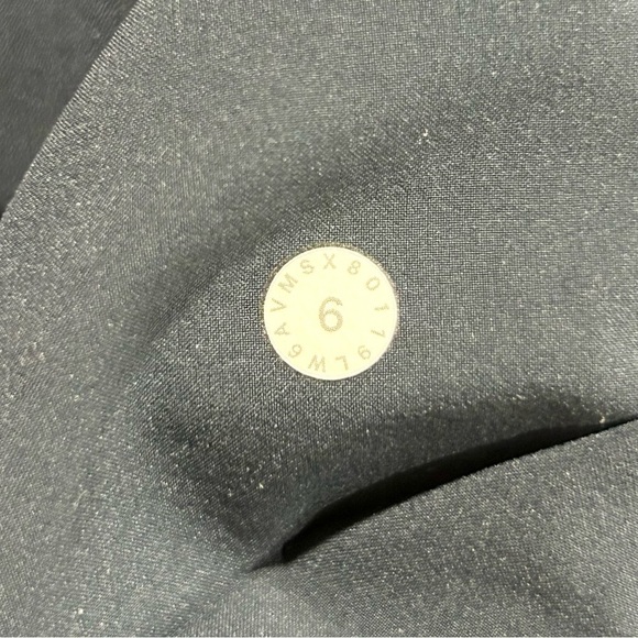 Lululemon On The Fly Crop *Woven‎ 23" True Navy 6 - Picture 7 of 7